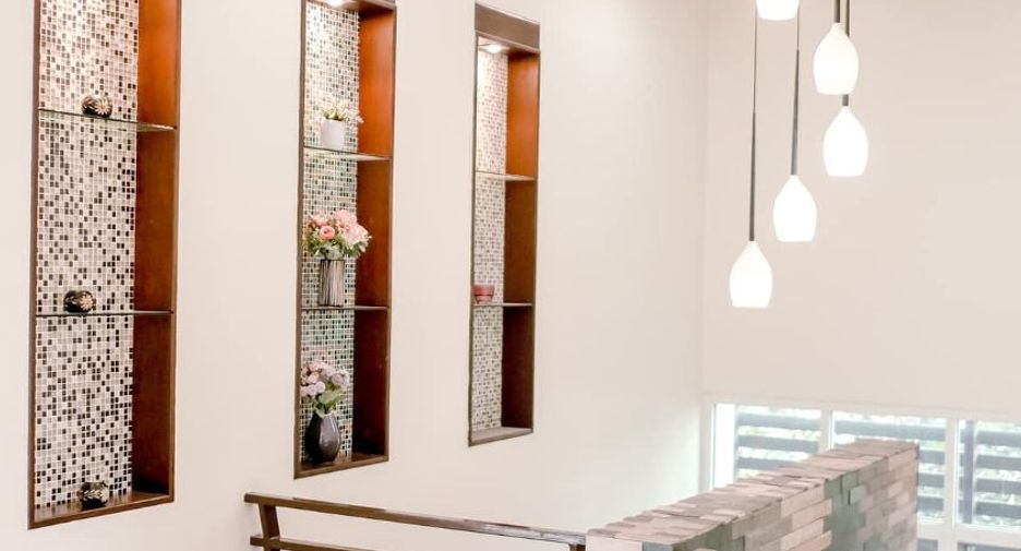 Haus zur Miete und zum Kauf mit 6 Zimmer in Min Buri, Bangkok