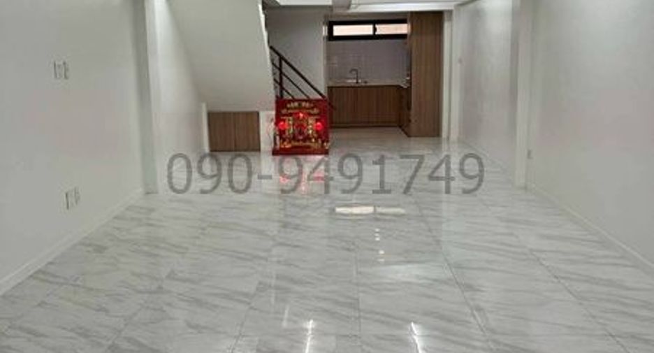 For rent 2 bedrooms retail Space in Khlong Toei, Bangkok
