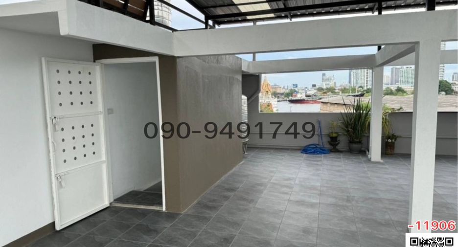 For rent 9 bedrooms retail Space in Khlong San, Bangkok
