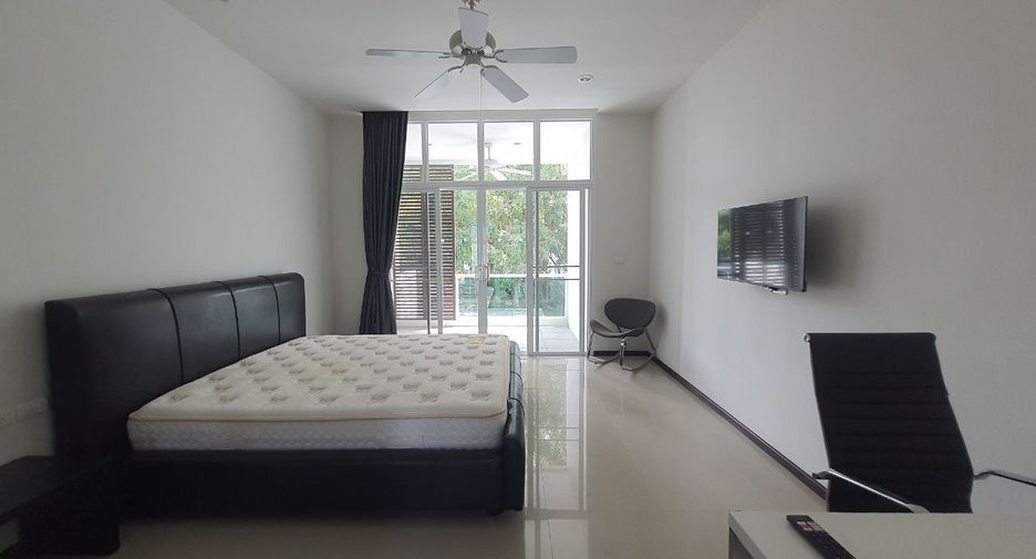 For sale 3 bedrooms villa in Thalang, Phuket