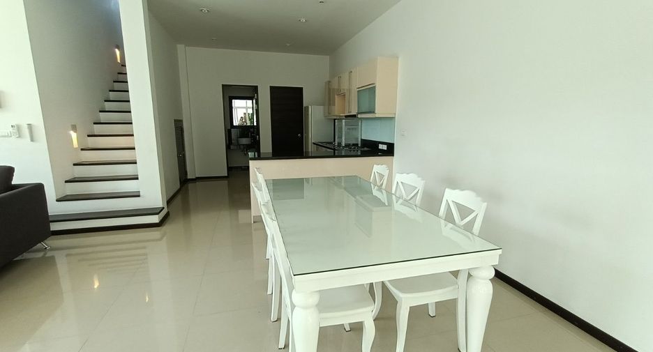 For sale 3 bedrooms villa in Thalang, Phuket