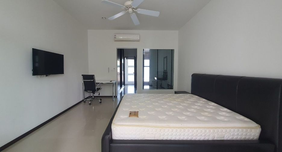 For sale 3 bedrooms villa in Thalang, Phuket