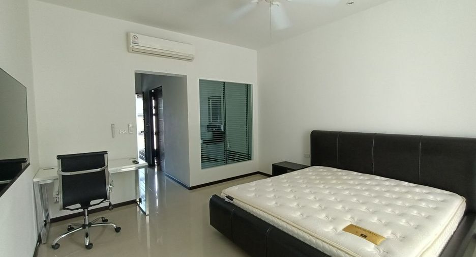 For sale 3 bedrooms villa in Thalang, Phuket