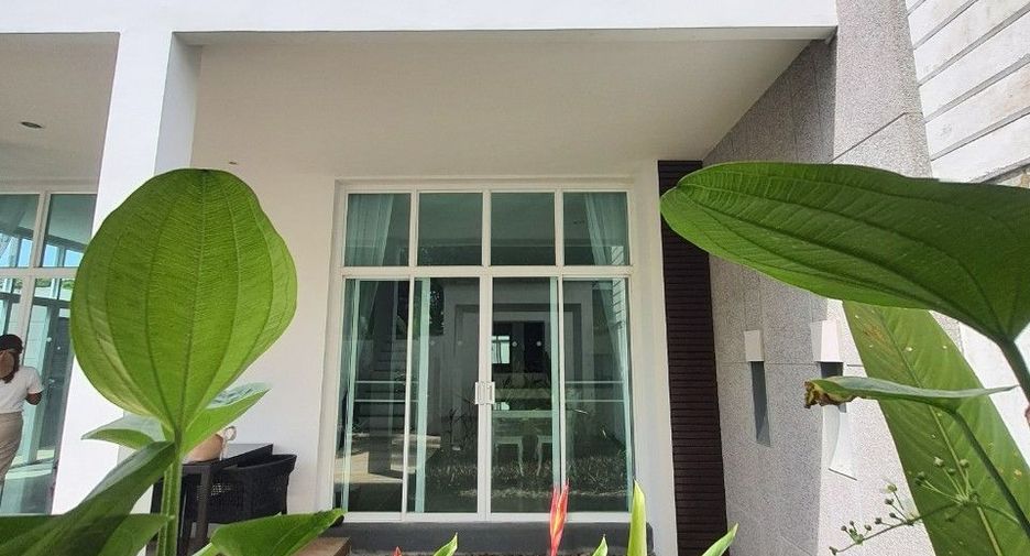 For sale 3 bedrooms villa in Thalang, Phuket