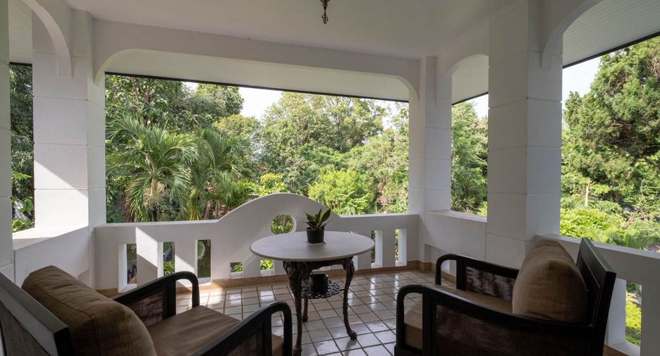 For sale 5 bedrooms house in Doi Saket, Chiang Mai