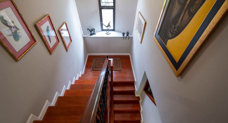 For sale 5 bedrooms house in Doi Saket, Chiang Mai