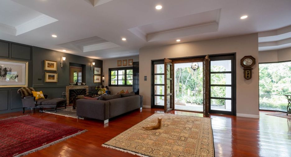 For sale 5 bedrooms house in Doi Saket, Chiang Mai