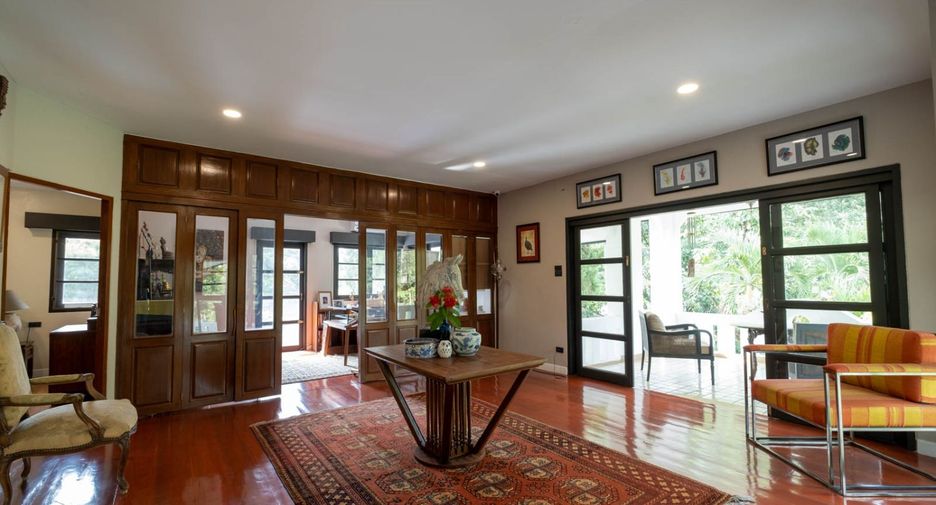 For sale 5 bedrooms house in Doi Saket, Chiang Mai