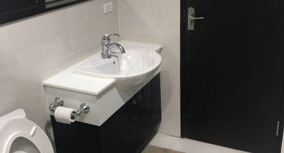 Продажа 2 спальни кондо в Патхум Щан, Бангкок