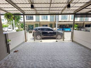 For sale 3 bed townhouse in Sai Mai, Bangkok