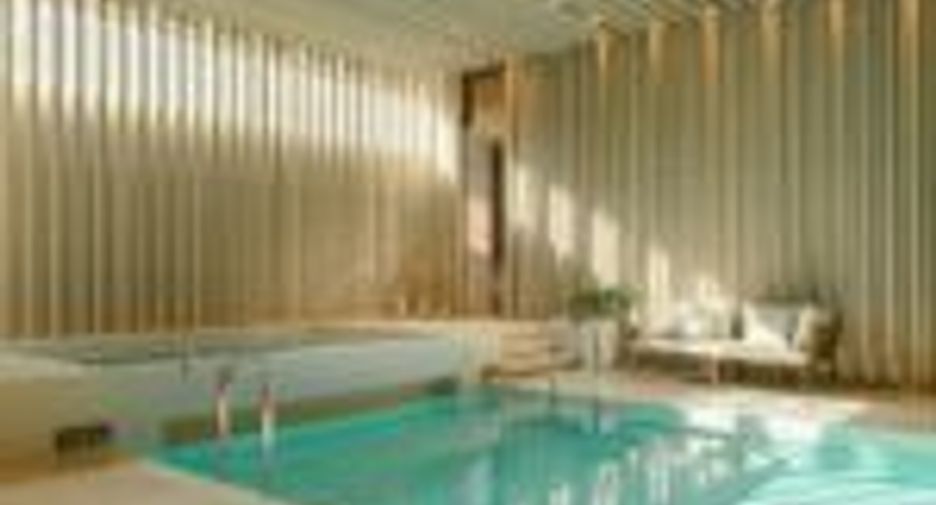 For sale 2 bedrooms condo in Pathum Wan, Bangkok