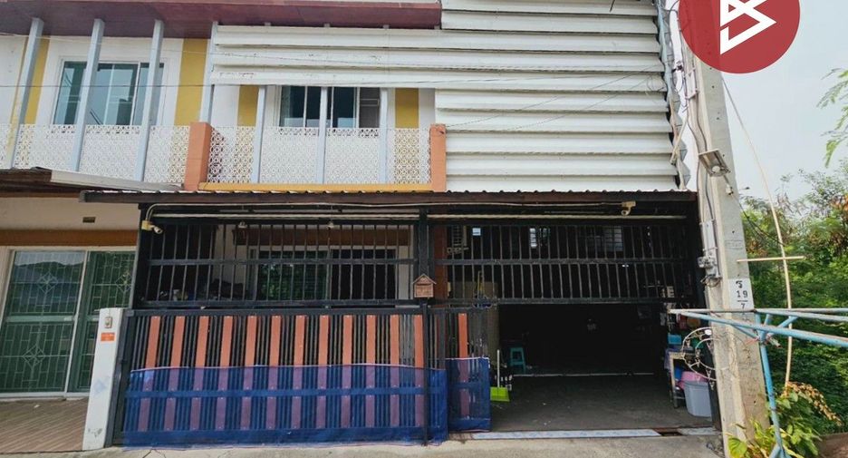 For sale 7 bed townhouse in Phra Samut Chedi, Samut Prakan