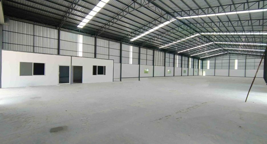 For sale warehouse in Ban Bueng, Chonburi