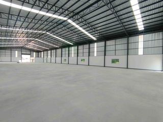 For sale warehouse in Ban Bueng, Chonburi