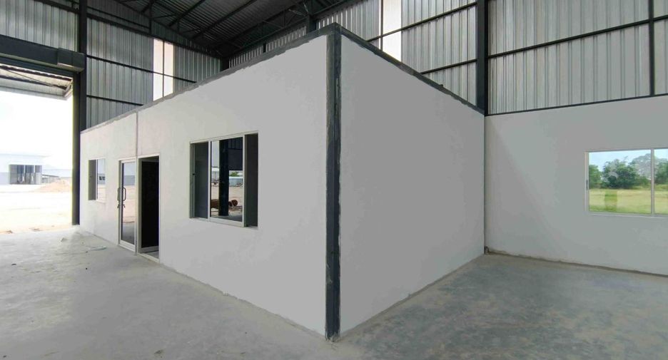 For sale warehouse in Ban Bueng, Chonburi