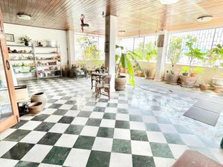 For sale 6 bedrooms retail Space in Khlong San, Bangkok