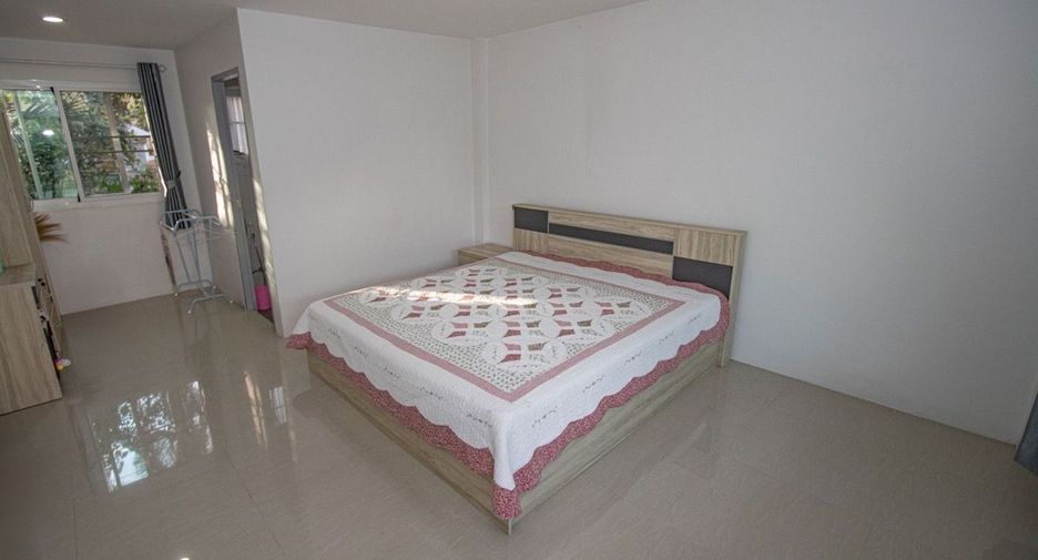 For sale 5 bedrooms villa in San Sai, Chiang Mai