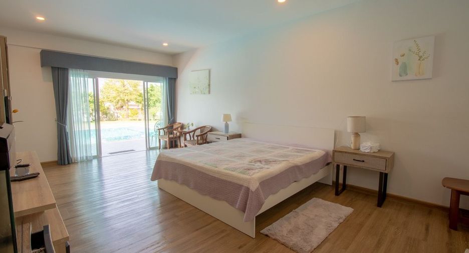 For sale 5 bedrooms villa in San Sai, Chiang Mai