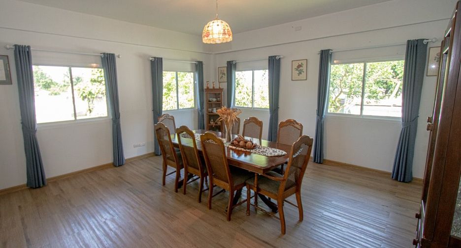 For sale 5 bedrooms villa in San Sai, Chiang Mai