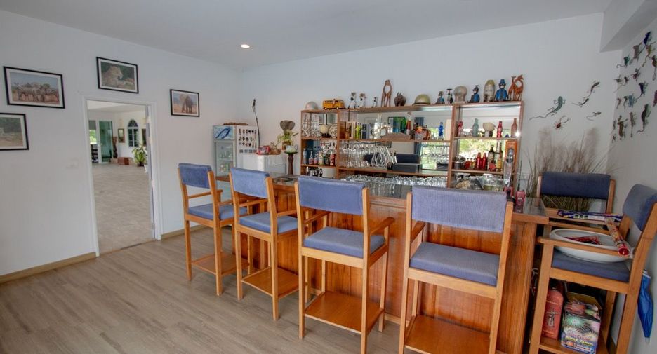 For sale 5 bedrooms villa in San Sai, Chiang Mai