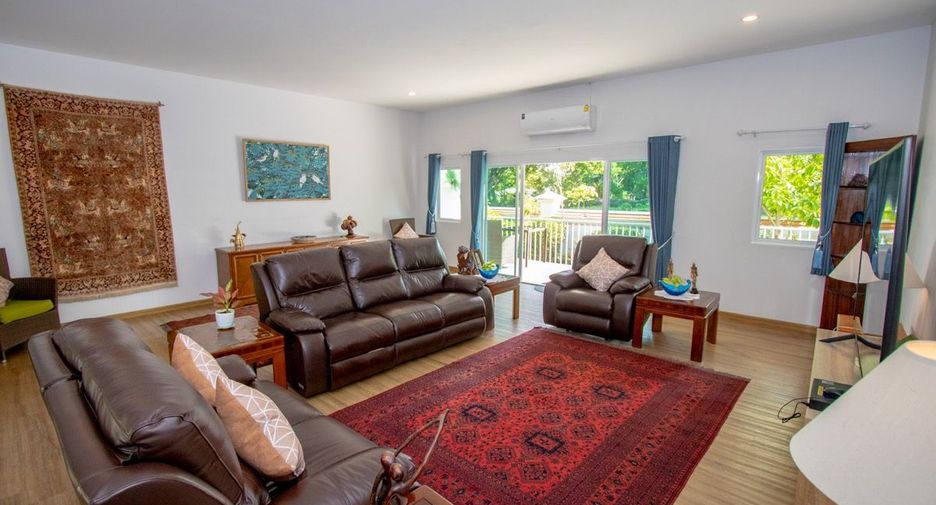 For sale 5 bedrooms villa in San Sai, Chiang Mai