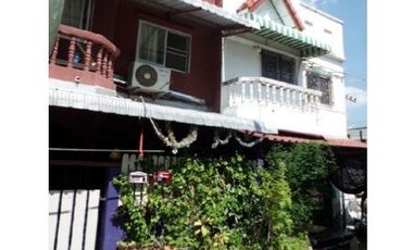 For sale 2 bedrooms townhouse in Thanyaburi, Pathum Thani