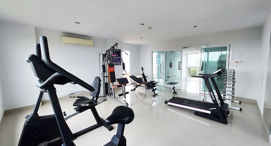 For sale 1 bed condo in Klaeng, Rayong