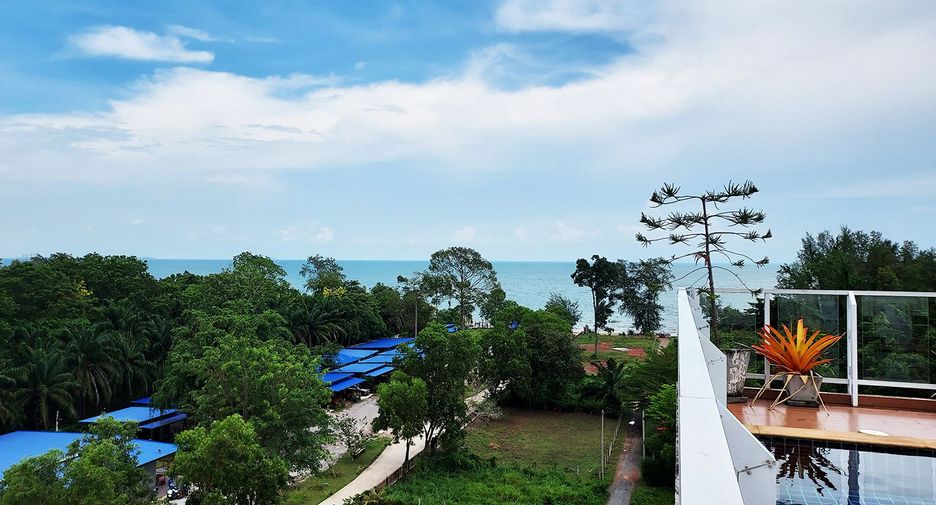 For sale 1 bed condo in Klaeng, Rayong
