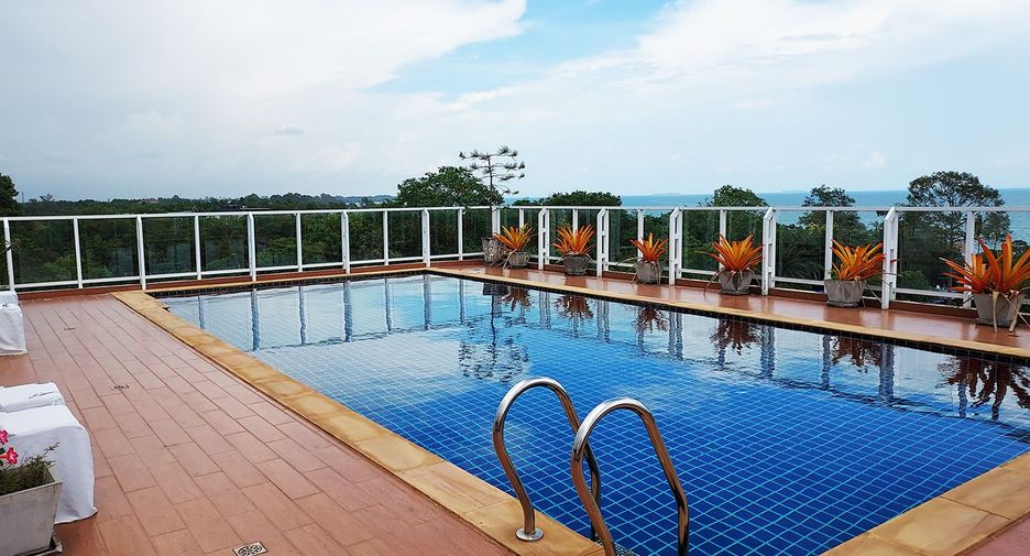 For sale 1 bed condo in Klaeng, Rayong