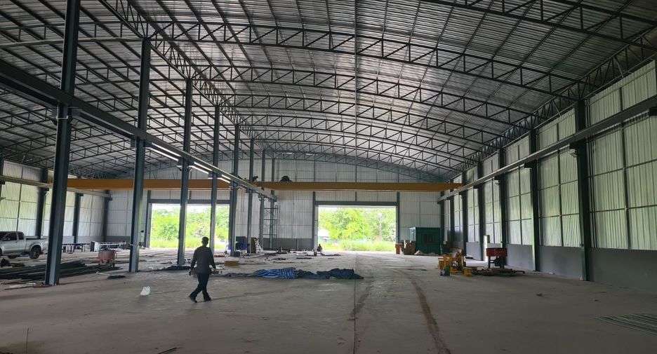 For rent and for sale warehouse in Khao Yoi, Phetchaburi
