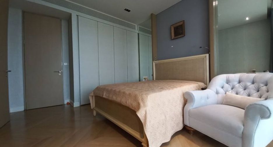 Аренда и продажа 3 спальни кондо в Сатхон, Бангкок