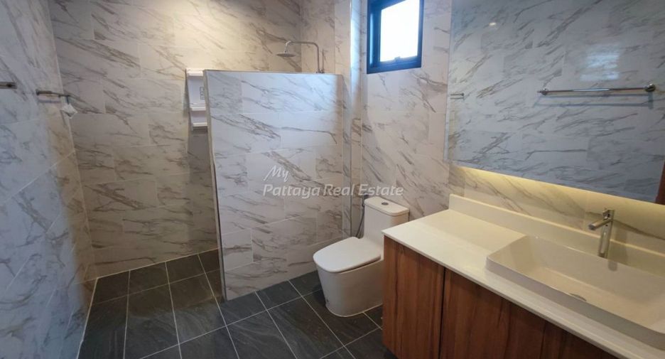 For sale 5 bedrooms house in Bang Lamung, Chonburi