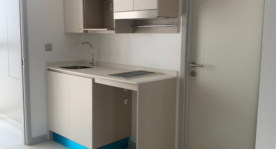 For rent and for sale 2 bedrooms condo in Sathon, Bangkok