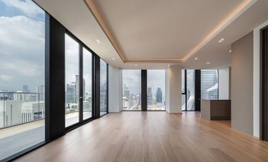 For sale 3 Beds condo in Pathum Wan, Bangkok