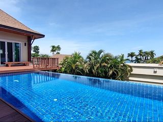 For rent and for sale 4 bedrooms villa in Mueang Phuket, Phuket