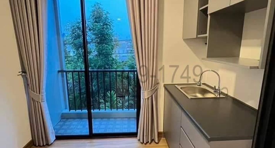 For sale 1 bed condo in Saphan Sung, Bangkok