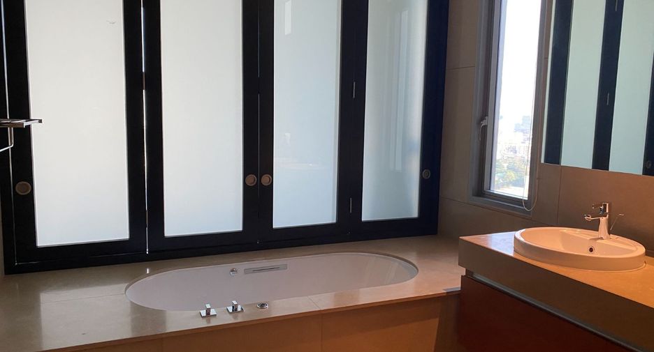 Condo en venta de 1 habitaciones en Sathon, Bangkok