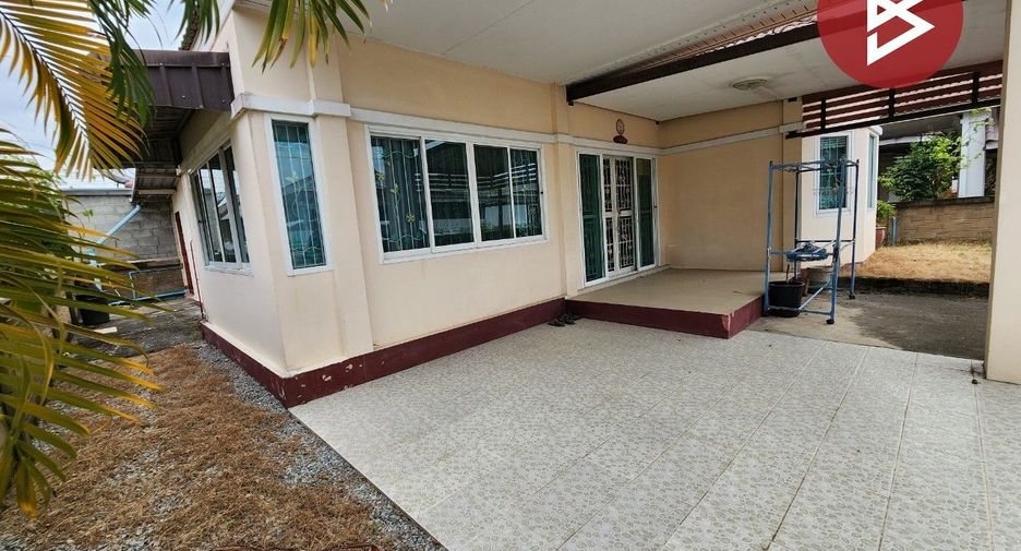 For sale 3 Beds house in Ban Bueng, Chonburi