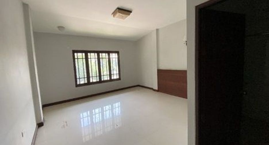 For sale hotel in Mueang Nong Khai, Nong Khai