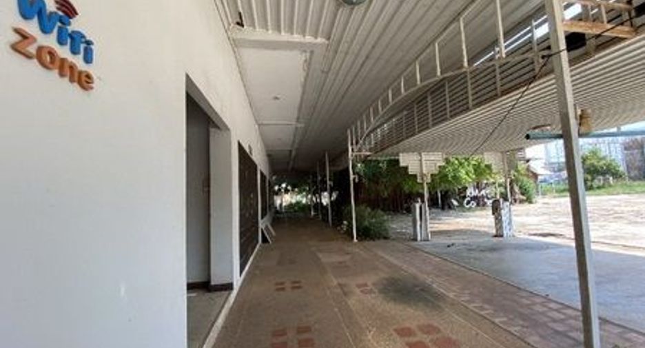 For sale hotel in Mueang Nong Khai, Nong Khai