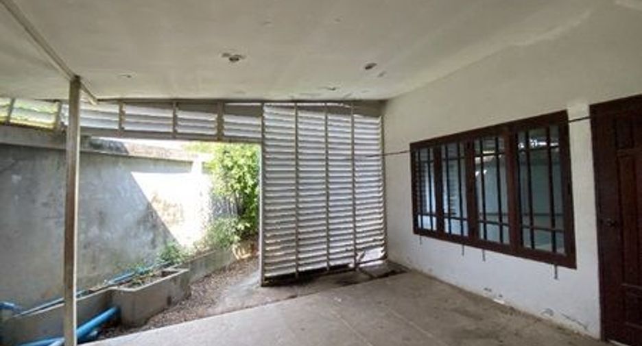 For sale hotel in Mueang Nong Khai, Nong Khai