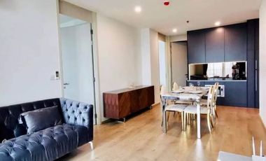 Condo en alquiler y en venta de 2 habitaciones en Watthana, Bangkok