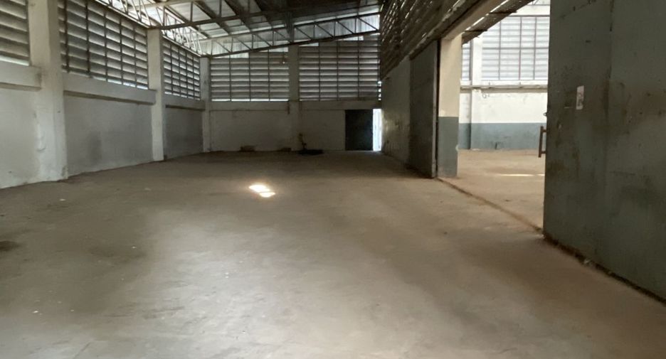 For rent warehouse in Ongkharak, Nakhon Nayok