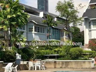 For rent and for sale 3 bed townhouse in Watthana, Bangkok