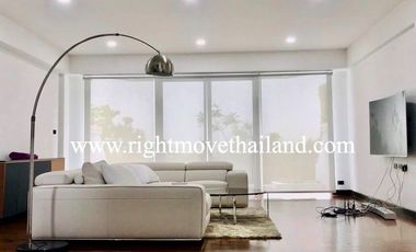 For sale 3 bedrooms townhouse in Watthana, Bangkok