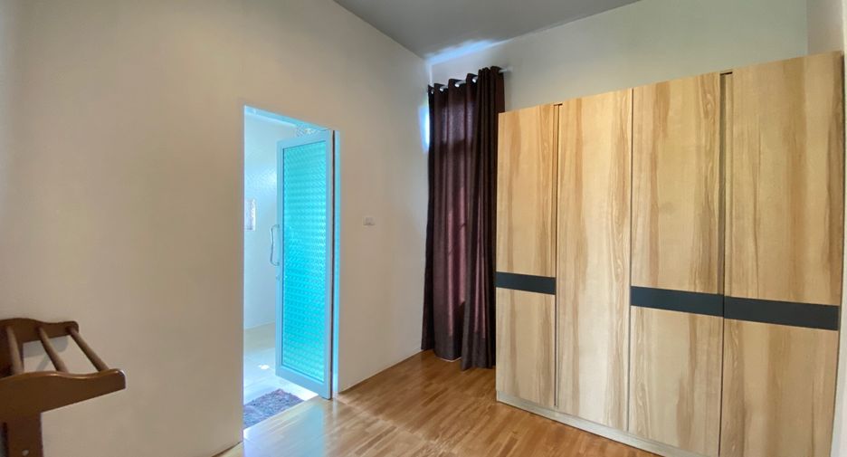 For rent 3 bedrooms house in San Sai, Chiang Mai