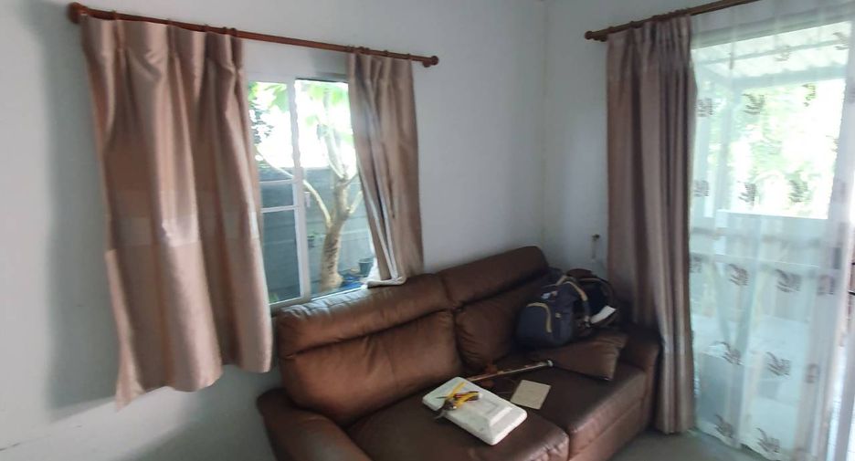 For sale 3 Beds townhouse in Nong Chok, Bangkok