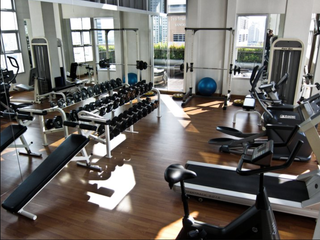 Condo en alquiler de 4 habitaciones en Sathon, Bangkok