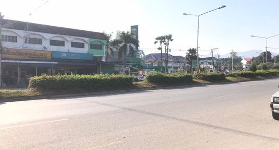For sale 3 bed retail Space in Ban Hong, Lamphun
