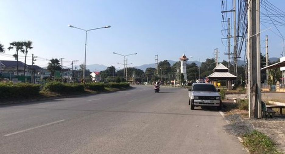 For sale 3 Beds retail Space in Ban Hong, Lamphun